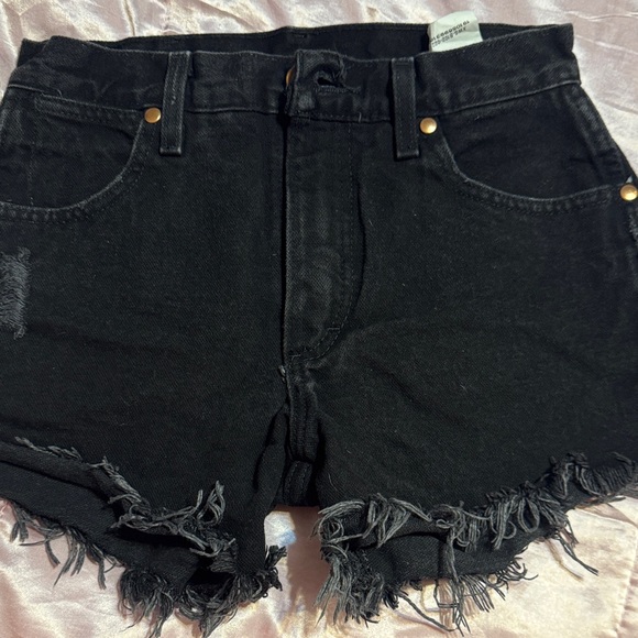 Wrangler Women's Black Frayed Denim Shorts - Picture 3 of 6